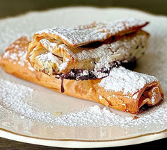 Sharman's Proper Pies - White Chocolate Blueberry Strudel (5 strudels included)