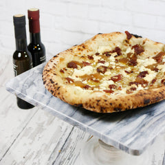 Piatto Pizza - Dolce Fumoso (garlic cream sauce, smoked mozzarella, prosciutto + honey)